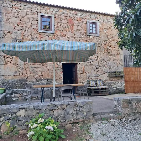 Hébergement de vacances Casa Do Loureiro *